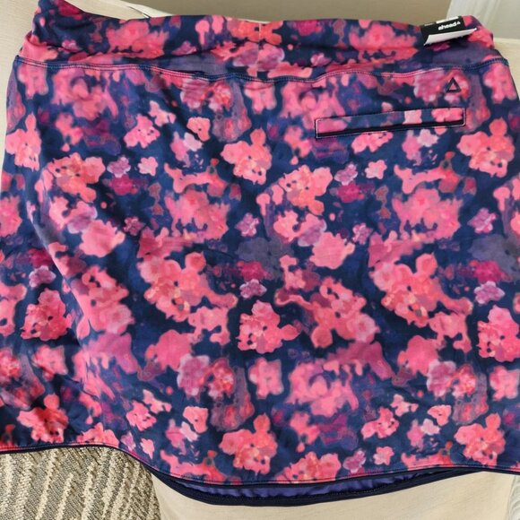 NWT Women's Ahead Performance Skorts Golf/Tennis/Pickle Ball Size XL - Picture 2 of 3